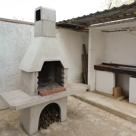Bozo 1631 Apartmán Fažana