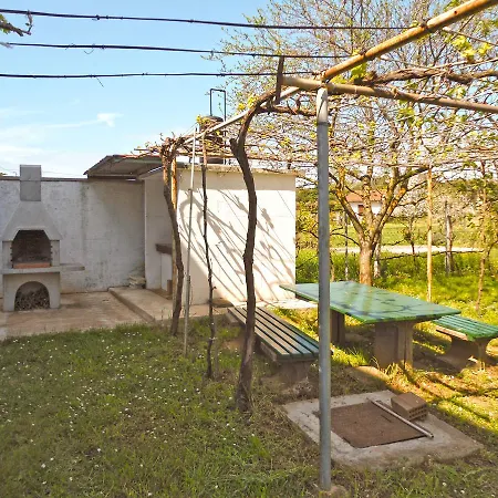 Bozo 1631 Apartament *