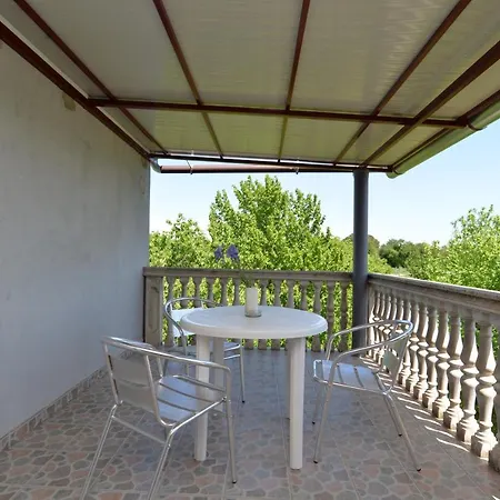 Bozo 1631 Apartmán